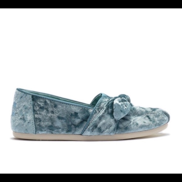 Toms Shoes - TOMS Classic Slip On Crushed Frost Velvet Bow Blue Turquoise Loafer Size 8.5